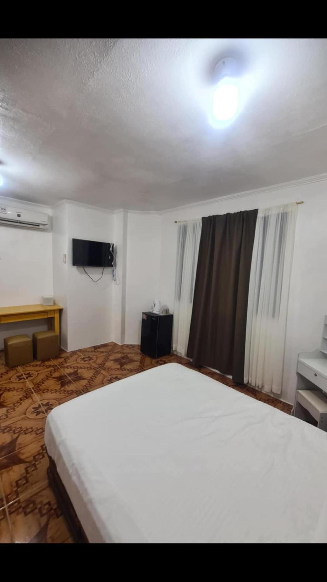 Js Guest House Imus Экстерьер фото